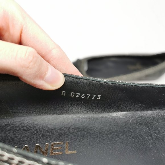 CHANEL Metallic Shimmery with Mini Chains Ballet Flats - Picture 10 of 10